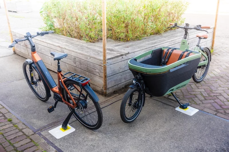 شارژ بیسیم دوچرخه برقی | انقلاب در شارژ بدون کابل! 2 شارژ بیسیم دوچرخه برقی