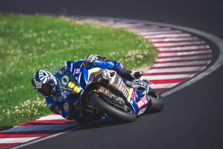 سوخت سبز موتورسیکلت با فناوری Excellium Racing 100رونمایی شد 3 ترکیب سوخت سبز با مورسیکلت کربنی برای مسابقات