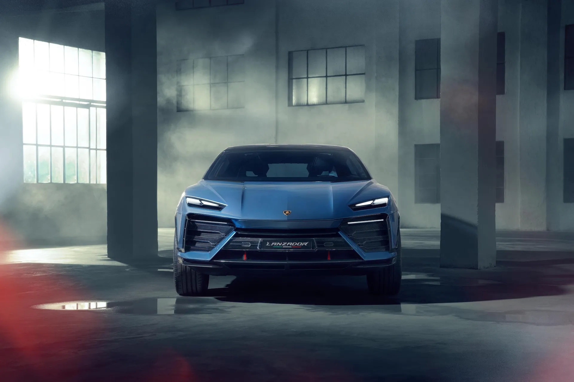 لامبورگینی لانزادور مدل ۲۰۲۸ | بررسی جامع و مشخصات فنی 2 Lamborghini Lanzador 2025: آیا اولین خودروی PHEV لامبورگینی خواهد بود؟